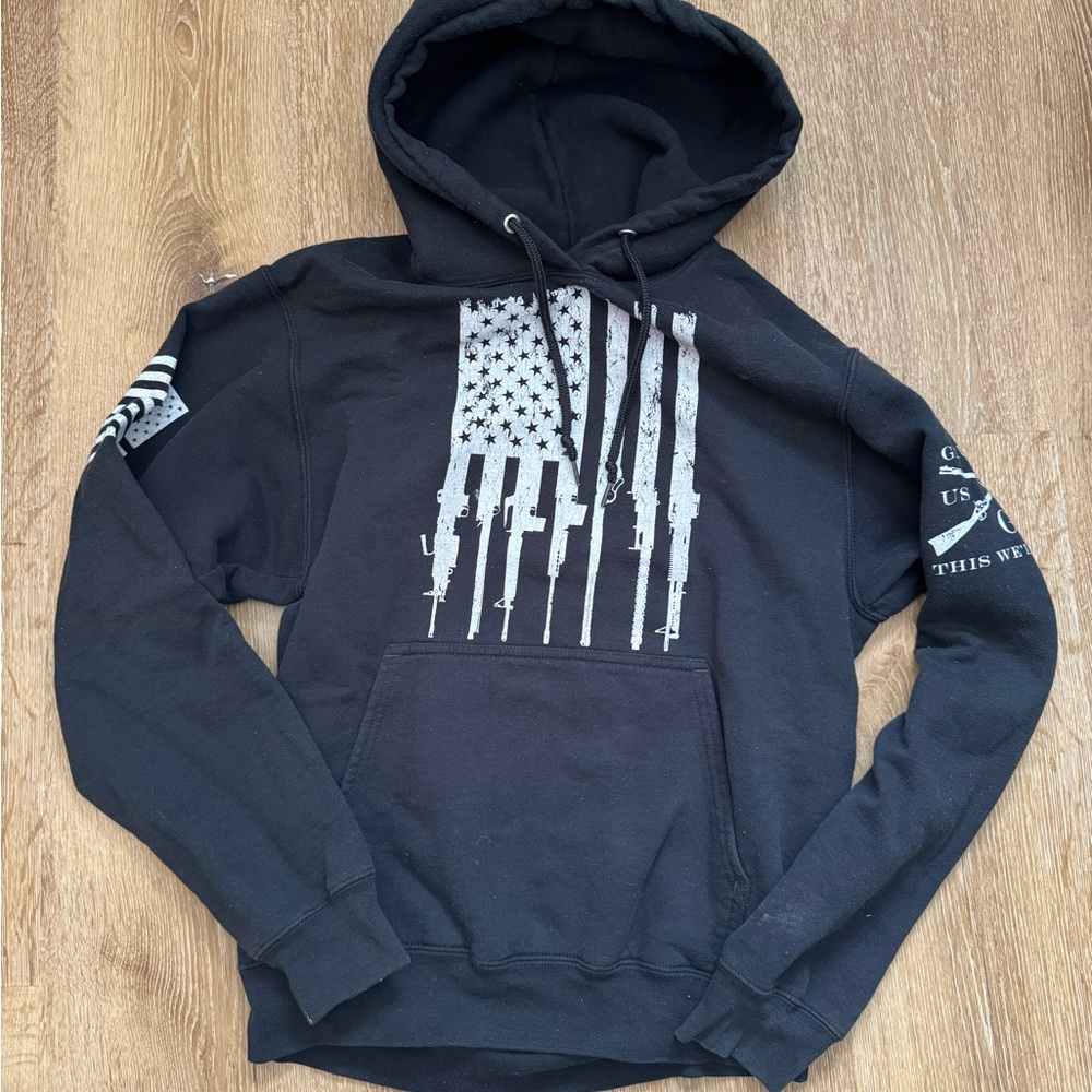 Grunt Style Black and Gray Graphic Hoodie Men’s small